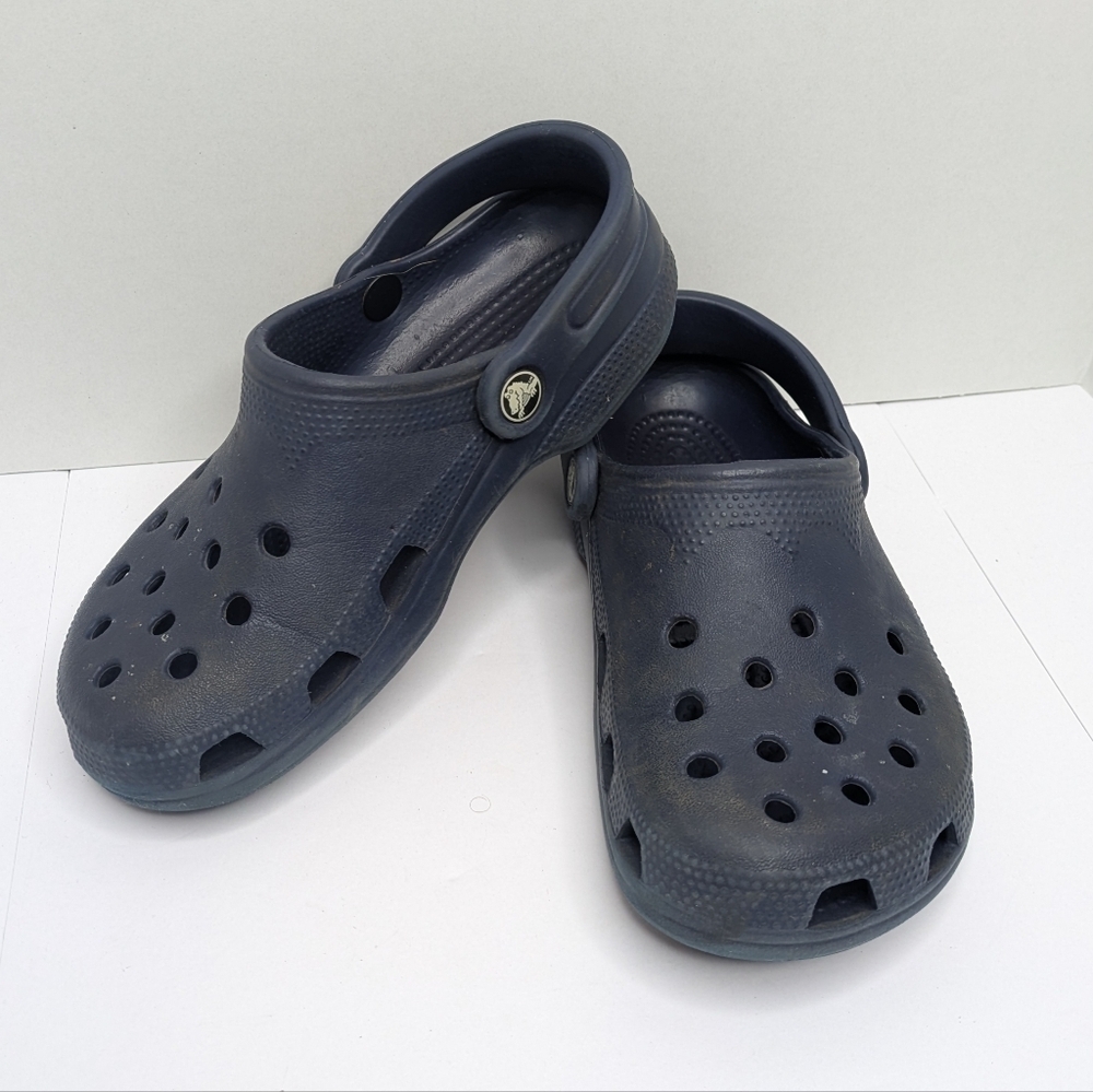 Crocs Navy Sandal Wafer Shoe 4/5 Women's